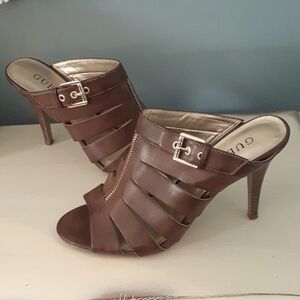 Guess brown leather open toe heeled Slides ❤️